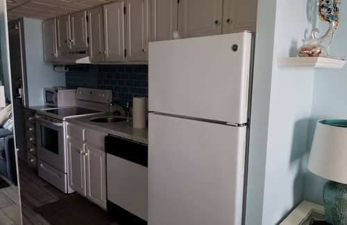 Ocean City Condominio | CONDO DIRECTO RENOVADO FRENTE AL MAR EN EL CENTRO DE BOARDWALK