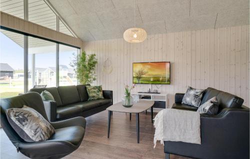 Houstrup Casa | 13 Bedroom Awesome Home In Nørre Nebel