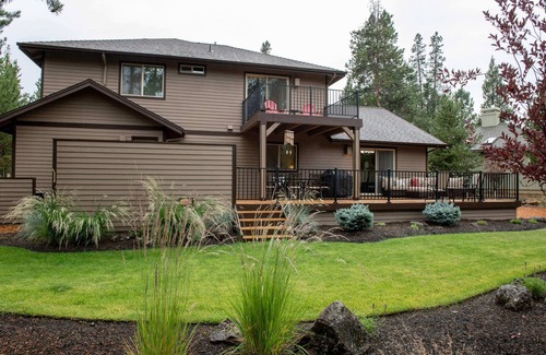 Deer Park Casa | Family Retreat with Ping Pong Table & Bunk Room