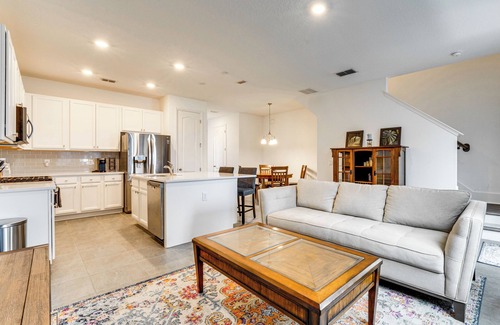 Davenport Casa | 13 Mi to Disney: Davenport Townhome w/ Patio!