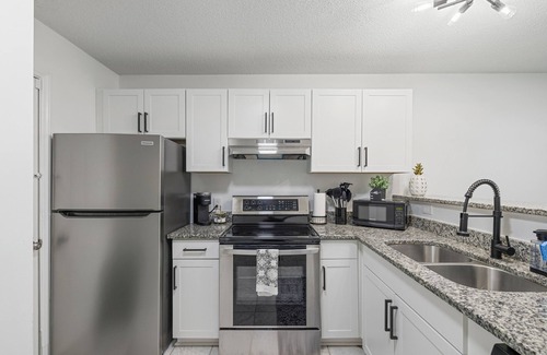 Southeast Raleigh Casa | 13 Minutes from Downtown Raleigh