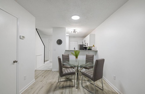 Southeast Raleigh Casa | 13 Minutes from Downtown Raleigh