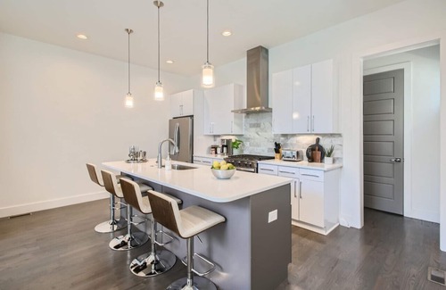 Berry Hill Casa | 13- Modern Melrose Oasis-The Music City Collection