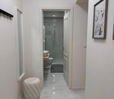 Prague 5 Apartamento | 130 m2 Apartment with Amazing View & Balcony