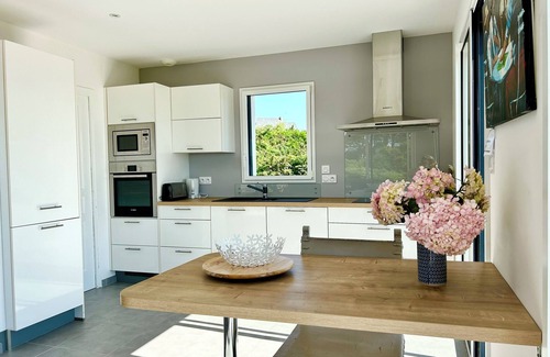 Camaret-sur-Mer Villa | casa contemporánea de 130m2.8 personas, vista al mar