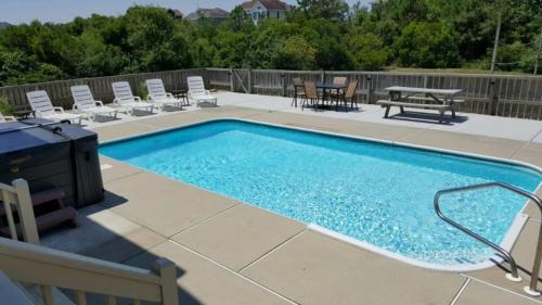 Whalehead Beach Casa | 1345 Sundancer 4 Min Walk to Beach