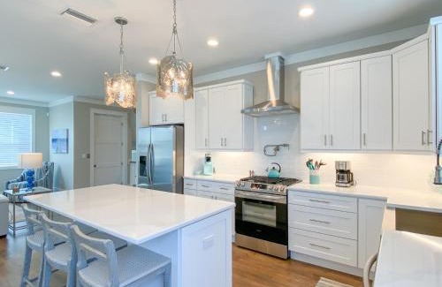 South Island Casa | 135 Island Escape- 5BR Home with Pool and Spa! home