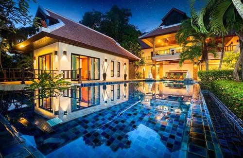 Nai Harn Villa | 1350㎡ Gated Private Royal Pool Beach Villa 4 bdrs
