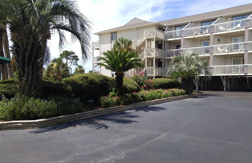 North Forest Beach Villa | 138 BREAKERS, Direct Oceanfront - ¡Las mejores tarifas y GRANDES comentarios!