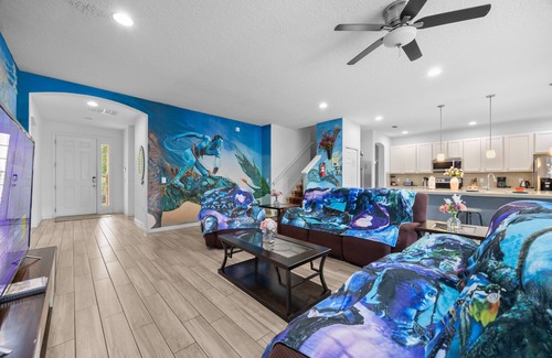 Davenport Casa | 13BR/10BA/Themed/hot tub/pool Villa 6000 Solterra