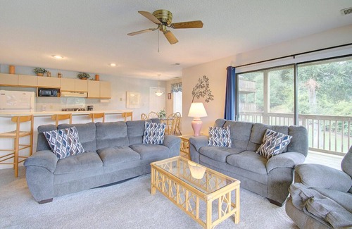 Sea Trail Condominio | 13C - Fairway Villa con vistas a Oyster Bay Golf Links