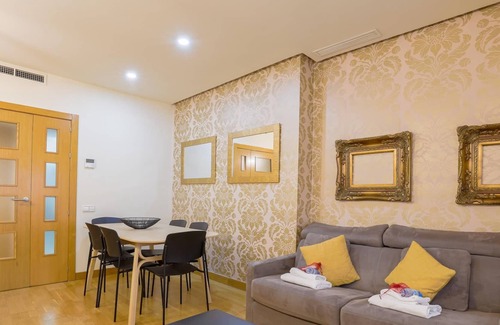 Sant Gervasi – la Bonanova Apartamento | 14. Gold Small Apartment