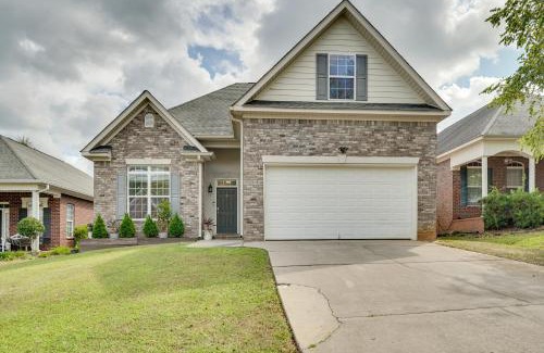 Evans Casa | 14 Mi to Augusta! Family Home with Pet-Friendly Yard