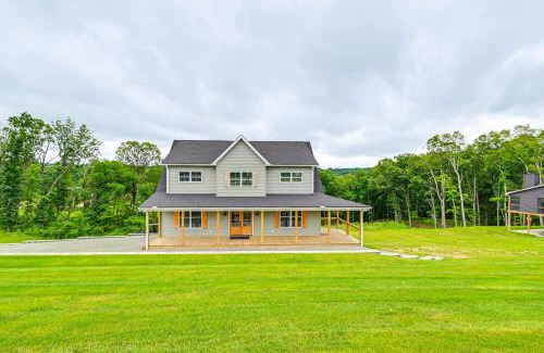 Clarkson Casa | 14 Mi to Mammoth Cave NP Spacious Family Home