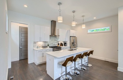Berry Hill Casa | 14- Modern Oasis- The Music City Collection