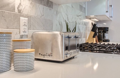 Berry Hill Casa | 14- Modern Oasis- The Music City Collection