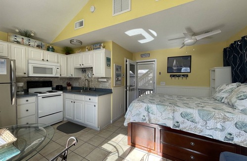 Hatteras Casa | 14 Ocean View Cottage Condo by RedAwning