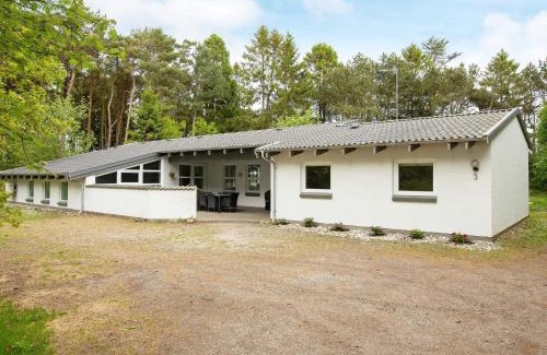Nordost Casa | 14 person holiday home in Sæby