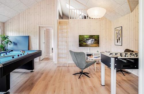 Vejby Casa | 14 person holiday home in Vejby