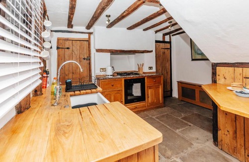 Henley-on-Thames Casa | 1400 Cottage An enchanting unique stay
