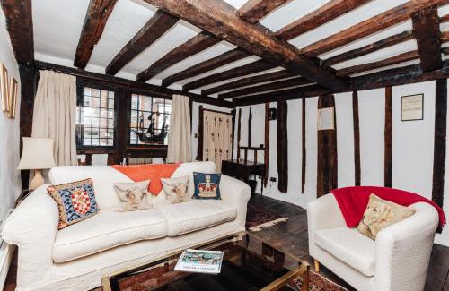Henley-on-Thames Casa | 1400 Cottage An enchanting unique stay