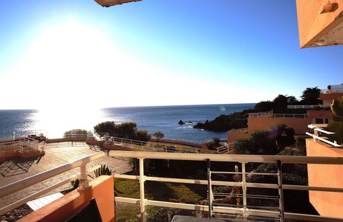 Le Trayas Apartamento | 14352 STUDIO IN A VERY BEAUTIFUL WATERFRONT RESIDENCE