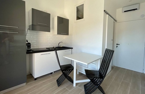 Le Trayas Apartamento | 14353 2-room apartment in a very beautiful waterfront residence