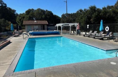 Callender Casa | 1465 Golf Course Lane