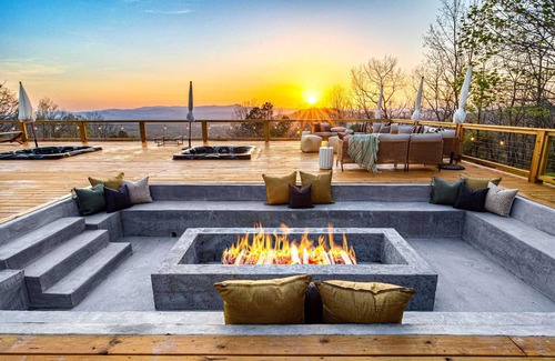 Fletcher Casa | 14k sq ft Mountaintop Estate - Private Golf Course