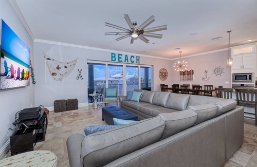 Mid Island Casa | ~ Nuevo 2017 ~ 5BED / 5BA con 4 Master Bths, Game Rm, televisores de 2-160 "90 días de cancelación