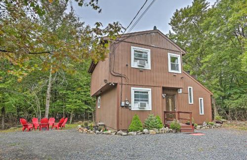 Tobyhanna Casa | 15 Mi to Camelback Ski Resort Home with Deck!