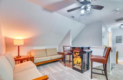 Fuquay-Varina Casa | 15 Mi to Raleigh Pet-Friendly Home with Fire Pit!