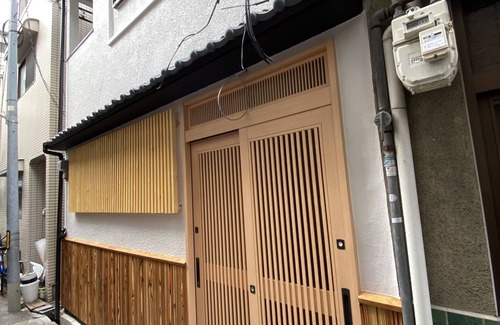 Tanimachi Casa | 15 min. walk to Shinsaibashi Quiet residential house in the city center 5 min. to Tanimachi 6-chome subway station 5 min. to Matsuya-cho station on Nagahori Tsurumi-ryokuchi line