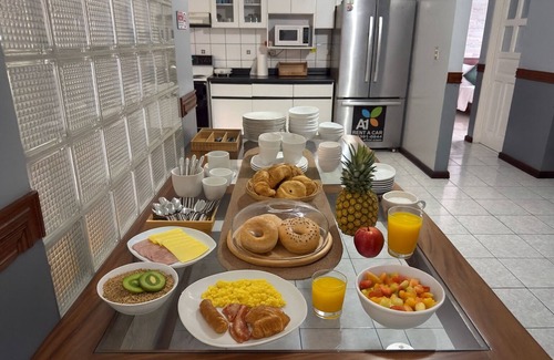 Agonia Cama Y Desayuno | 15 Minutes from Juan Santamaría AirportnAirport Pick-Up & Drop-Off Included