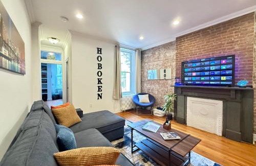Hoboken Apartamento | 15 Minutes to NYC - Large Home - Great Location