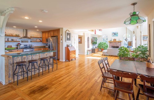 North Truro Casa | Descuento de última hora. Vistas asombrosas!, ADA suite, mascotas, playa escriturada, ropa de cama.