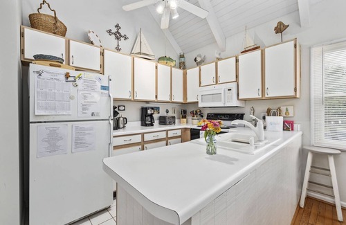 Litchfield by the Sea Condominio | *15% Off New Bookings for Stays through 2025*