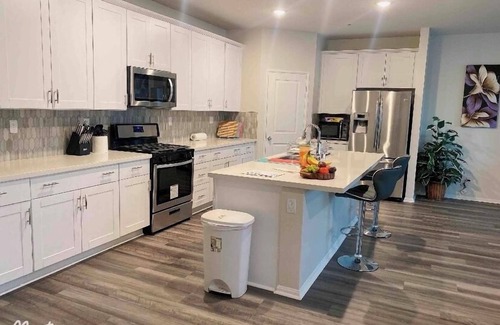 Riverside Casa | 15% Off Spacious And Confoetable One-Story 4 Rooms