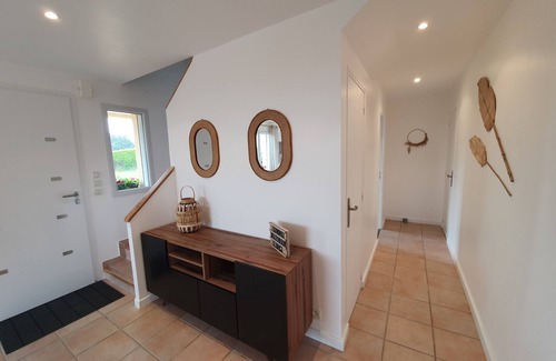 Plouegat-Moysan Casa | 15-person house in the countryside 10 km from the beach