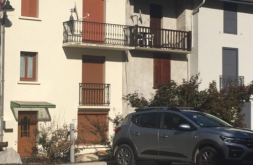 Aston Casa | 150 m2 village house at the foot of the mountain