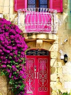 Kalkara Casa | 1500 Little Pink House in Kalkara Creek