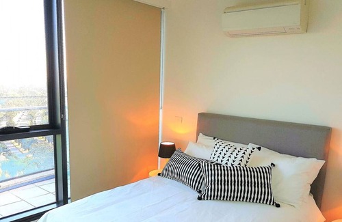 South Melbourne Apartamento | 1503&1511Emerald · Gems for all at the Emerald!
