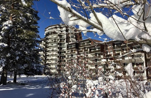 La Salle-les-Alpes Apartamento | 50m from resort center, 3rd floor, balcony, tv, ski locker, 28m², Serre Chevalier