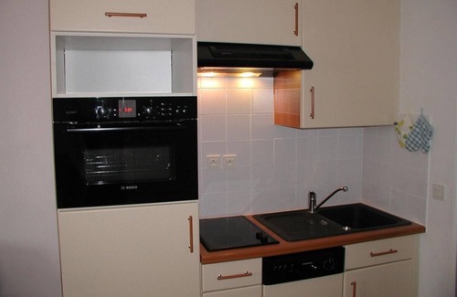 Eaux-Bonnes Apartamento | 30m del centro estación, 1.o piso, vista estación, fitness, piscina, sauna, balcón, tv