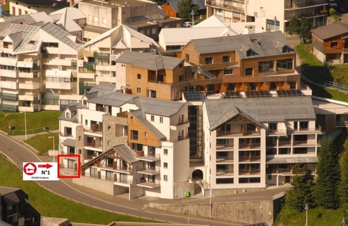 Eaux-Bonnes Apartamento | 80m from resort center, view ski slopes, swimming pool, balcony, tv, ski locker, 52m², Gourette