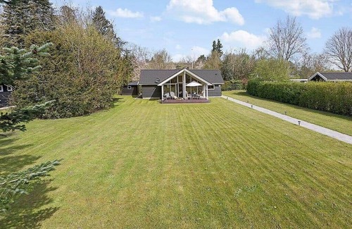 Melby Casa | 1572 Melby - Kildegårdsvej 10