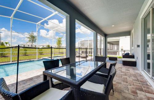 Davenport Casa | 1596 MC - Enchanted 6BR Villa: Pool Magic for 14