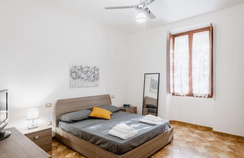 Alghero Apartamento | 15min a piedi dal centro appartamento con Patio Privato!