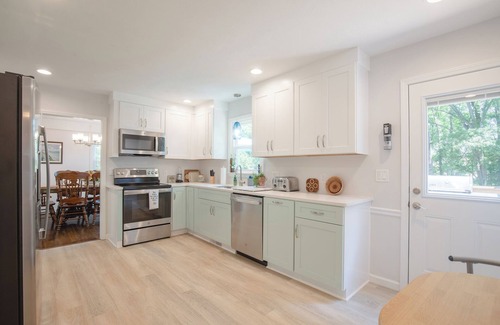 Powdersville Casa | 15min to Dwntwn Greenville/35min to Clemson-"The Artist Haven"