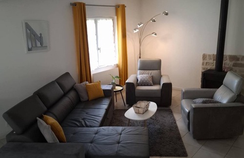 Hermes Casa | 15mn Beauvais airport 5 minute from château de la trye station 1km sncf